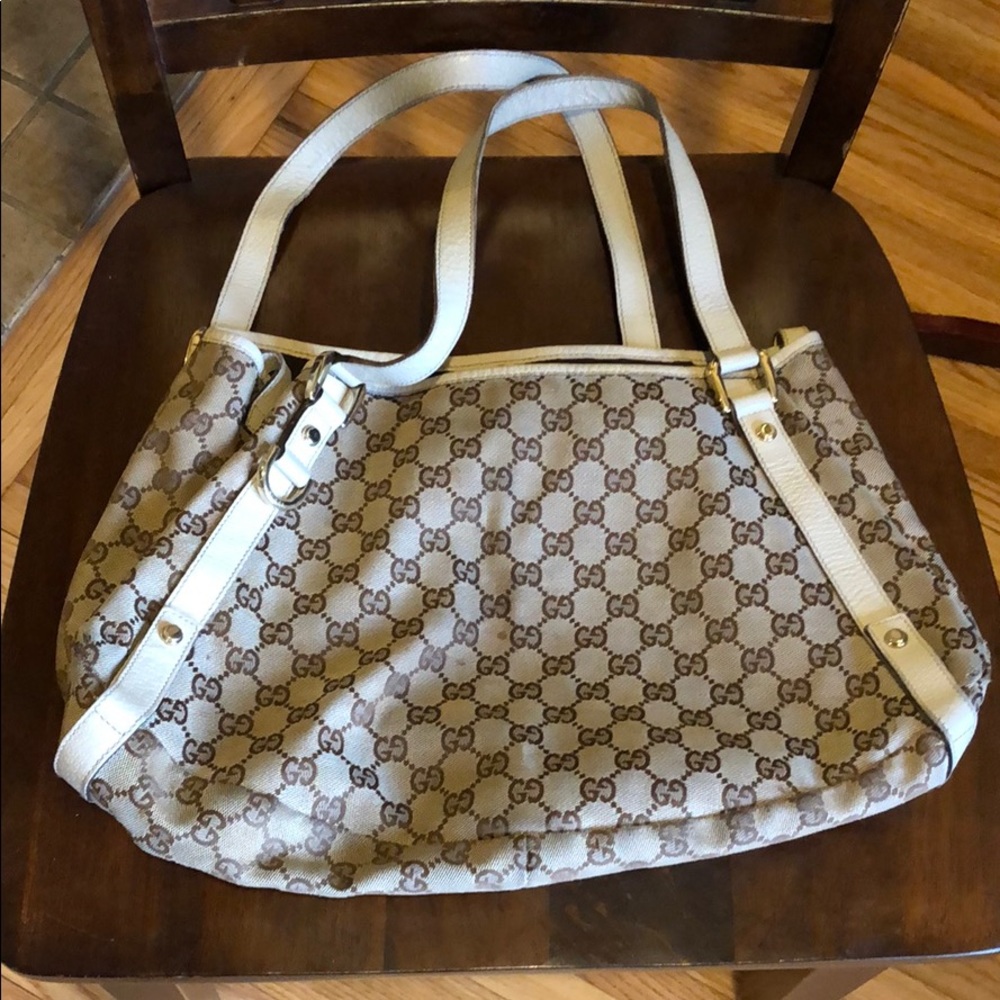 Gucci Canvas Monogram Purse